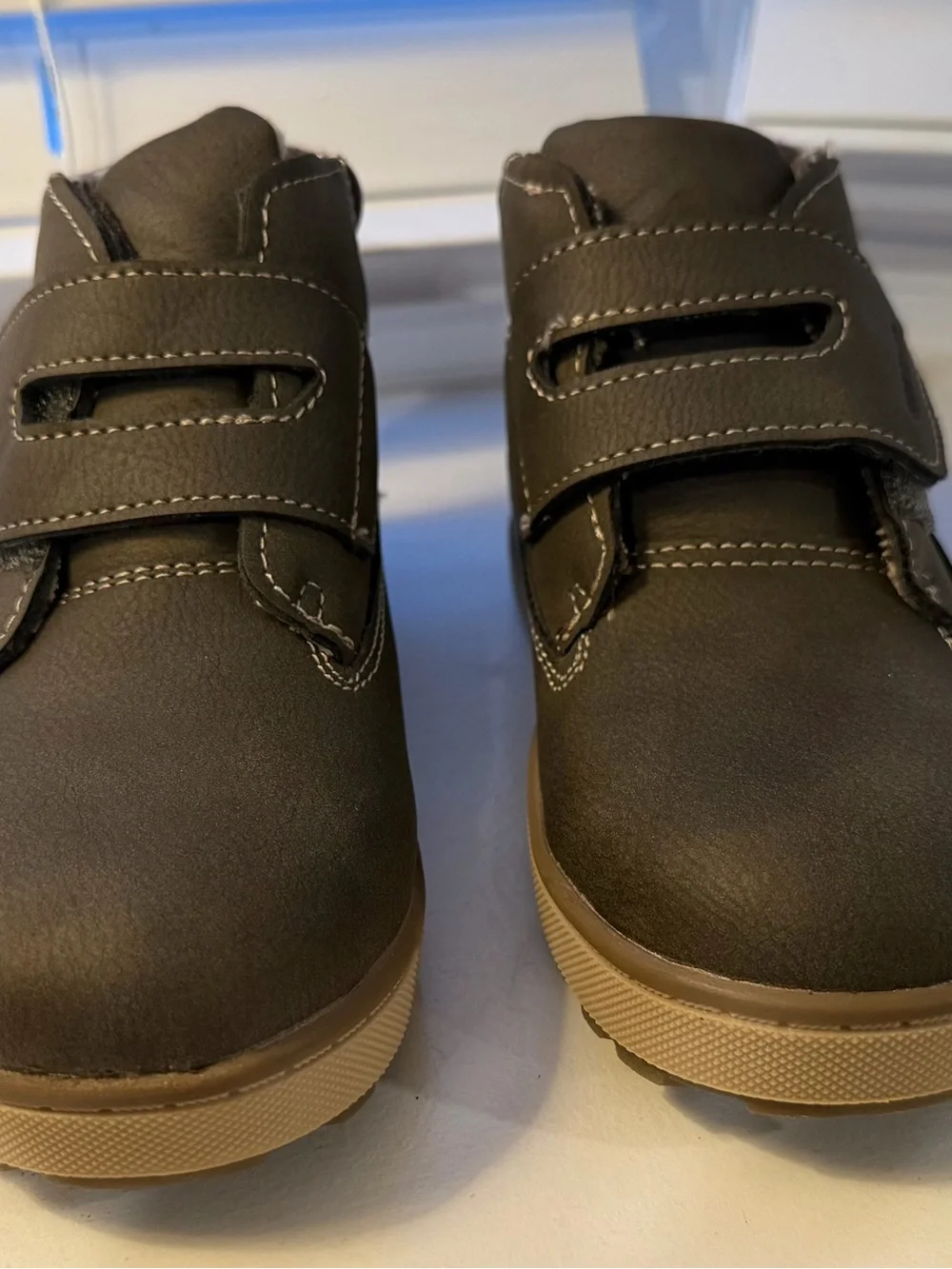 Eddie Bauer Kids Brown with plaid lining Velcro boots size 11 little kids